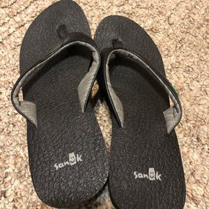 Sanuk wedge flip flops